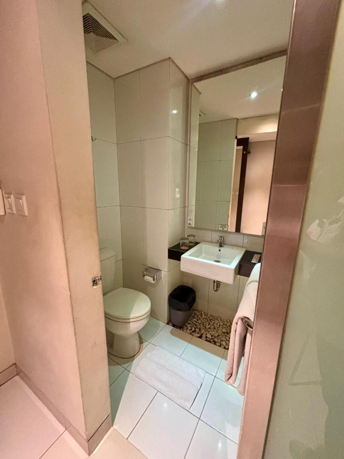 V Hotel Tebet Jakarta Exteriér fotografie