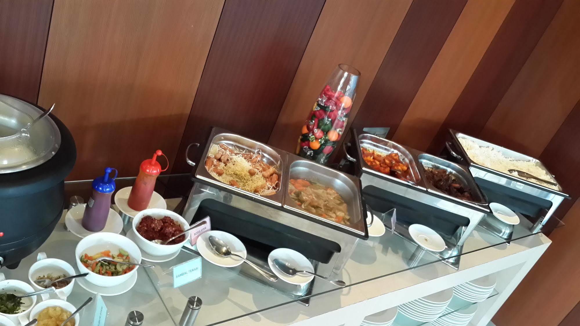 V Hotel Tebet Jakarta Exteriér fotografie